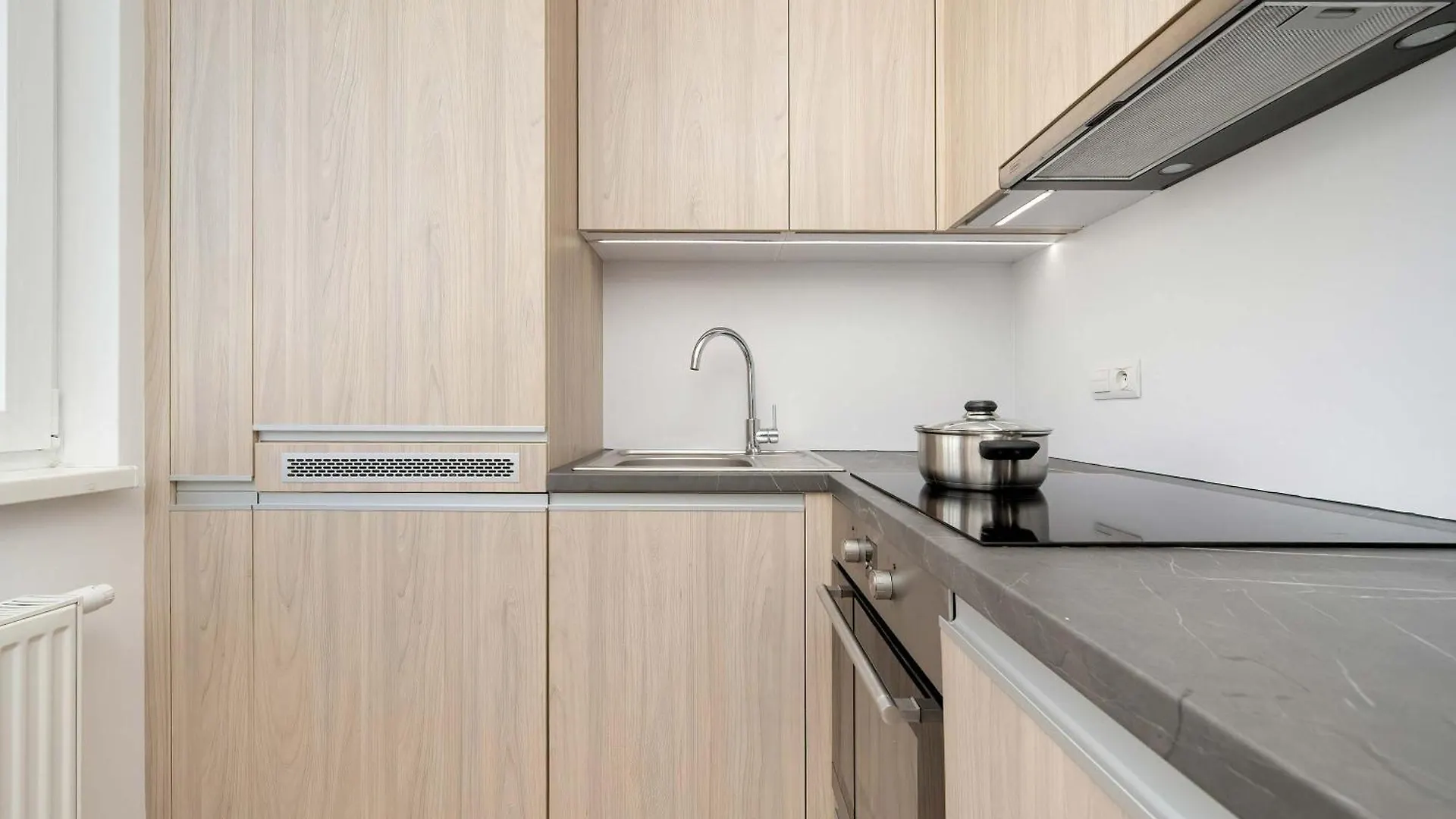 Stylish Studio With Balcony Near Wroclaw Market By Noclegi Renters 0*,  Польша