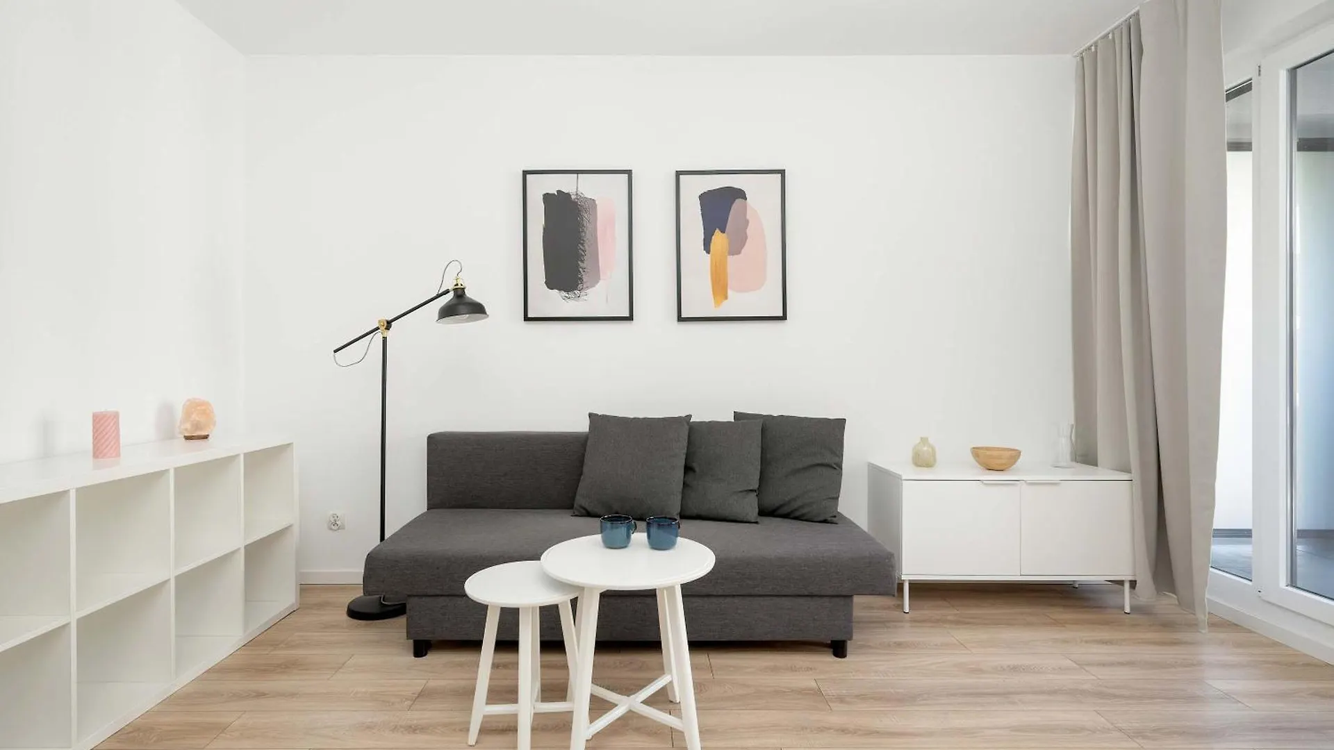 Stylish Studio With Balcony Near Wroclaw Market By Noclegi Renters
